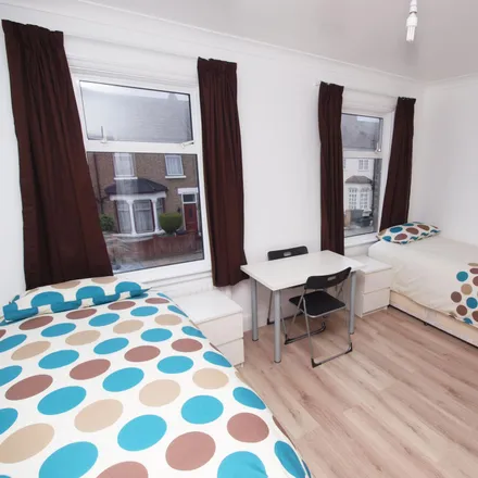 Rent this 5 bed room on Scales Road in Tottenham Hale, London