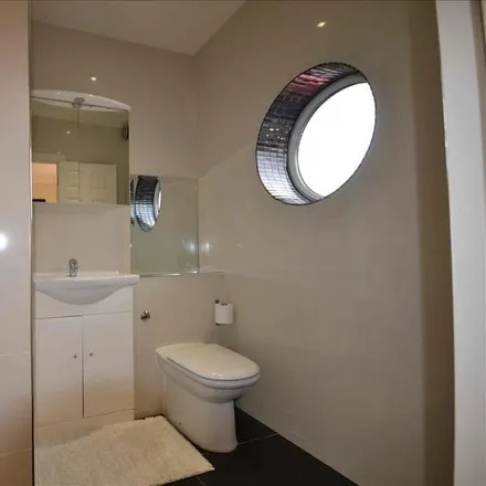 Image 2 - Prescelly Place, South Stanmore, London, HA8 6DH, United Kingdom - Room for rent
