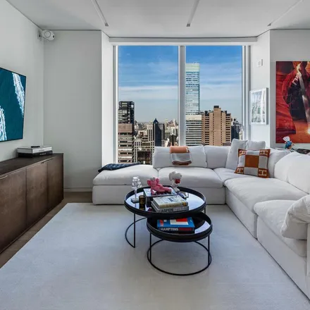 Rent this 2 bed apartment on 610 Lexington Avenue in East 53rd Street, New York