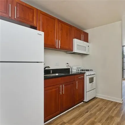 Buy this 1 bed condo on 1300 Makaloa Street in Honolulu, HI 96814