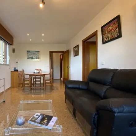 Image 2 - Torres blancas, Avinguda de la Gola del Pujol, 6, 46012 Valencia, Spain - Apartment for rent