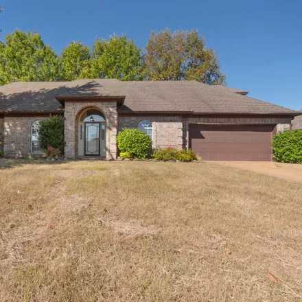 Buy this 3 bed house on 4139 Amherst Drive in Olive Branch, MS 38654