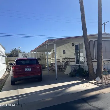 Buy this studio apartment on Kiowa Circle in Apache Junction, AZ 85119