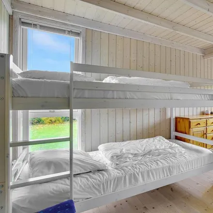 Rent this 3 bed house on Sparekassen Sjælland-Fyn in Algade, 4230 Skælskør