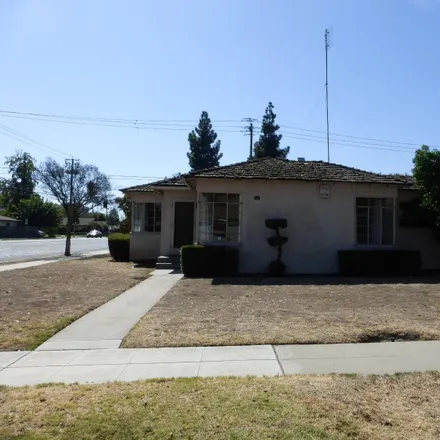 Buy this 3 bed house on 2446 East Michigan Avenue in Fresno, CA 93703
