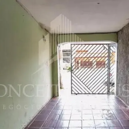 Buy this 3 bed house on Rua Antônio de Castro Mendonça Furtado 40 in Butantã, São Paulo - SP