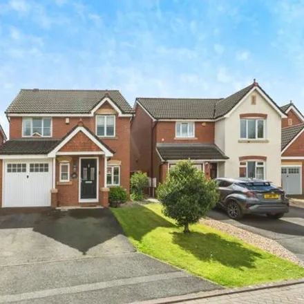 Buy this 3 bed house on Heatherleigh in Leyland, PR26 7QF