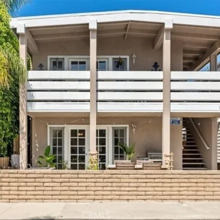 Buy this 6 bed house on 517 in 517 1/2 35th Street, Newport Beach