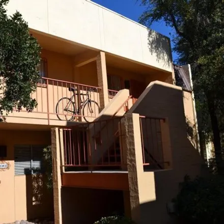Buy this 2 bed condo on East Fort Lowell Road in Tucson, AZ 85719