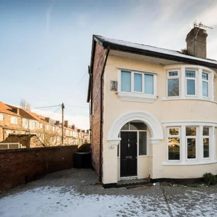 Buy this 3 bed duplex on Charles Stephens in 612 Old Chester Road, Bebington