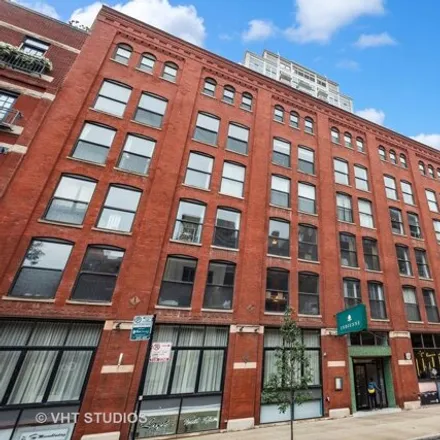 Buy this 1 bed condo on 215-233 West Huron Street in Chicago, IL 60610