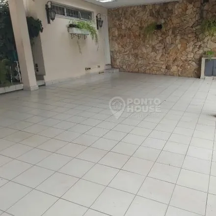 Rent this 3 bed house on Rua Professora Heloísa Carneiro in Campo Belo, São Paulo - SP