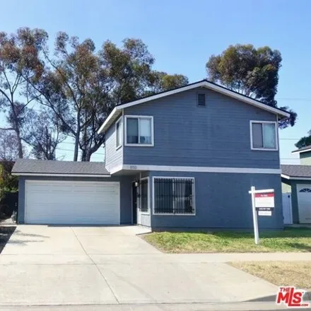 Buy this 3 bed house on 876 East 116th Place in Los Angeles, CA 90059