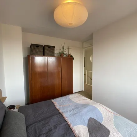 Rent this 4 bed apartment on Mathenesserdijk 373B in 3026 GE Rotterdam, Netherlands