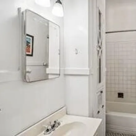 Image 9 - 734 Royal Street, New Orleans, LA 70116, USA - Townhouse for sale