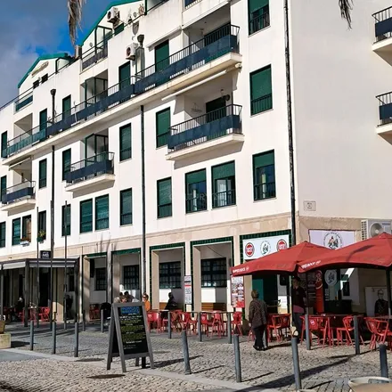 Image 3 - Marginal, 2970-634 Sesimbra, Portugal - Apartment for rent