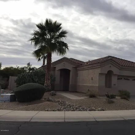 Rent this 3 bed house on 853 West Raven Drive in Chandler, AZ 85286