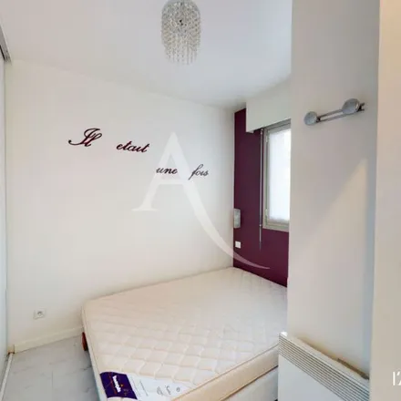 Rent this 2 bed apartment on 280 Rue de Paris in 91120 Palaiseau, France
