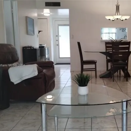 Image 2 - unnamed road, Lauderdale Lakes, FL 33313, USA - Condo for rent