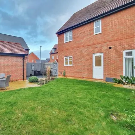 Image 7 - Poppy Drive, Ampthill, MK45 2FD, United Kingdom - House for sale