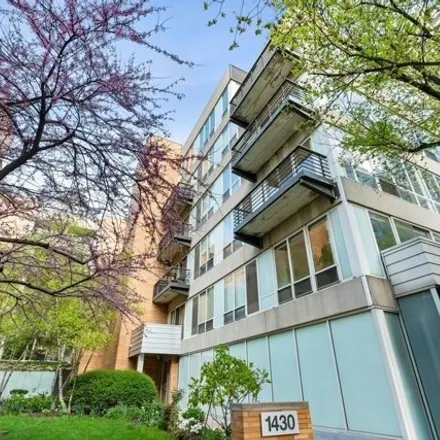 Rent this 1 bed condo on 1430-1440 South Michigan Avenue in Chicago, IL 60605
