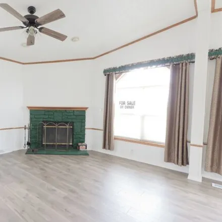 Image 3 - 401 Michael Lane, Chenoa, McLean County, IL 61726, USA - Apartment for sale