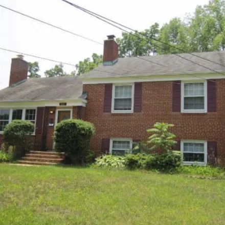 Rent this 1 bed room on 7604 Mendota Place in Springfield, VA 22150