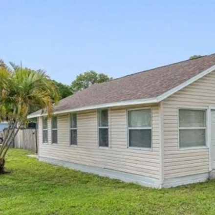 Rent this 2 bed house on 4007 41st Avenue North in Pinellas County, FL 33714
