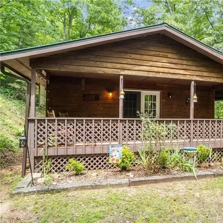 Image 6 - 34 Lindy Heights, Franklin Grove, Swain County, NC 28713, USA - House for sale