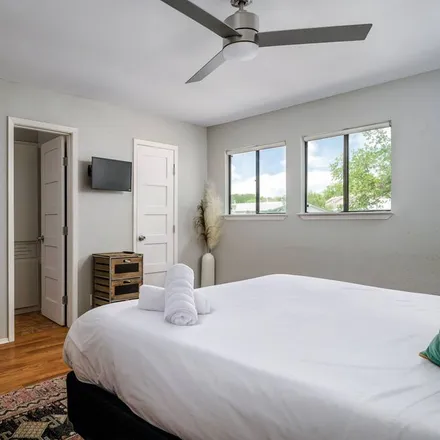 Rent this 2 bed townhouse on Austin