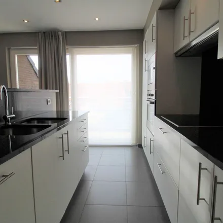 Rent this 2 bed apartment on Bollenstraat 44 in 8800 Roeselare, Belgium