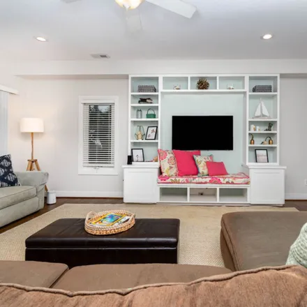 Rent this 3 bed apartment on 8404 Atlantic Avenue in North Virginia Beach, Virginia Beach