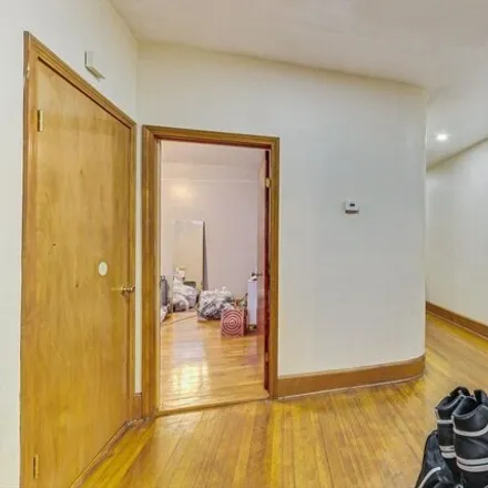 Image 3 - 472 Warren St, Boston, Massachusetts, 02121 - House for sale