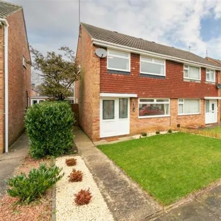 Rent this 3 bed duplex on Ascot Court in Newcastle upon Tyne, NE3 2UQ