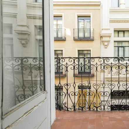 Image 5 - Calle de Moratín, 13, 28014 Madrid, Spain - Room for rent