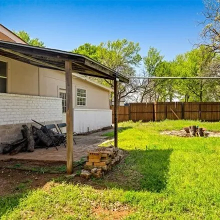 Image 6 - 24 The Downs, Corinth, TX 76210, USA - House for sale