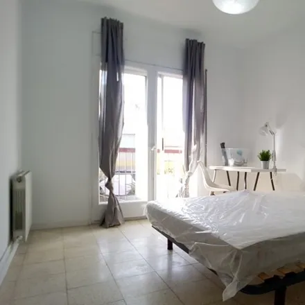 Rent this 5 bed room on Carrer de Josep Anselm Clavé in 29, 08002 Barcelona