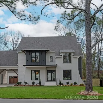 Buy this 6 bed house on 4385 Woodlark Lane in Charlotte, NC 28211