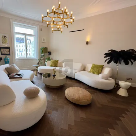 Rent this 6 bed apartment on Mercantil-Hof in Gumpendorfer Straße, 1060 Vienna