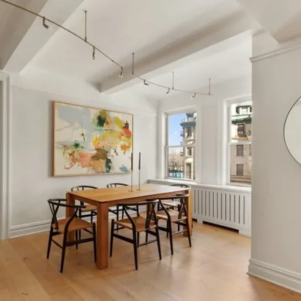 Image 4 - 310 West 72nd Street, New York, NY 10023, USA - Apartment for sale