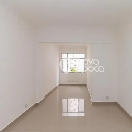 Buy this 3 bed apartment on Edifício Siwa in Rua Senador Vergueiro 266, Flamengo