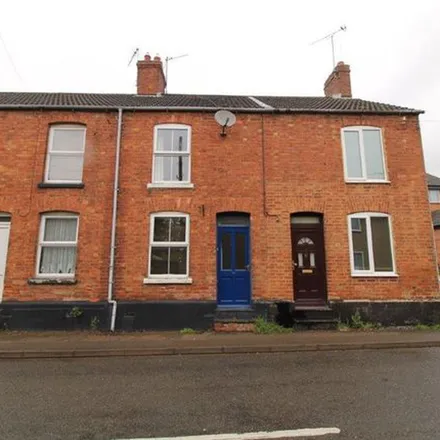 Rent this 2 bed townhouse on East Street in Long Buckby, NN6 7YJ