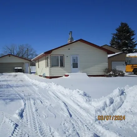 Image 2 - 500 5th Avenue Southeast, Stanley, ND 58784, USA - House for sale