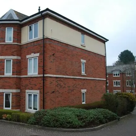 Rent this 2 bed room on Stratford Gardens in Bromsgrove, B60 1EU