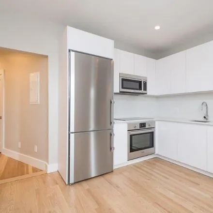 Rent this 2 bed apartment on 31 South St