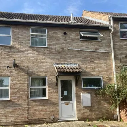 Rent this 5 bed house on Oberon Close in Colchester, CO4 3TD