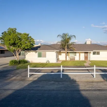 Buy this 5 bed house on 19916 Road 232 in Tulare County, CA 93267