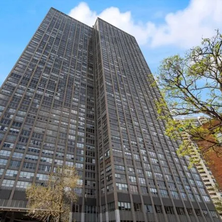 Rent this 1 bed house on Park Place Tower in 655-665 West Irving Park Road, Chicago