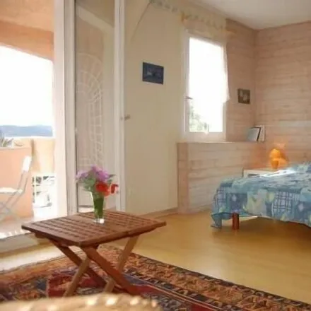 Rent this 3 bed house on 83230 Bormes-les-Mimosas