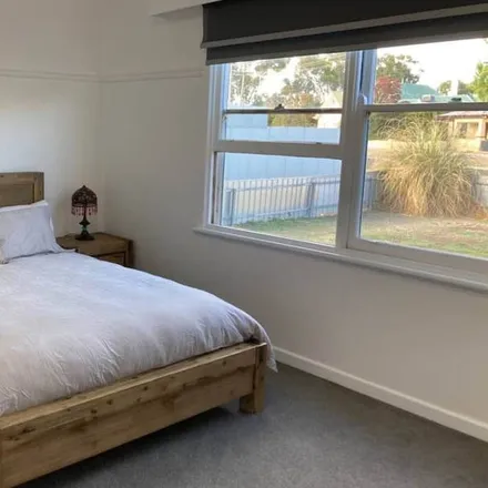 Rent this 3 bed house on Horsham in Victoria, Australia